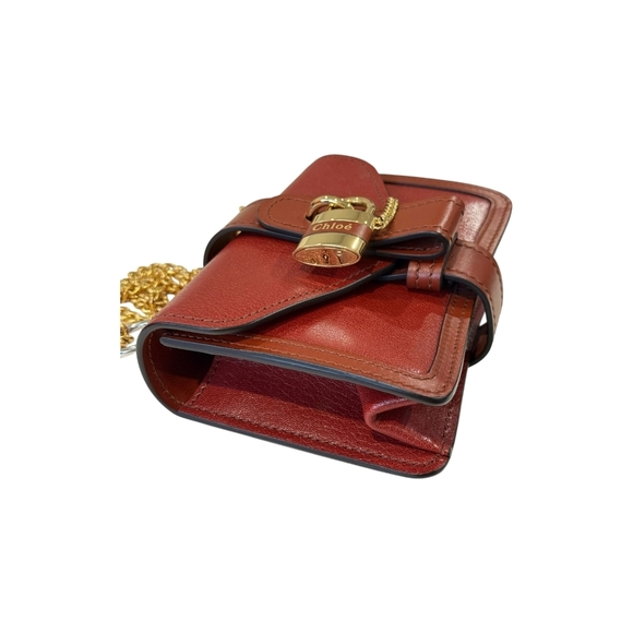 Chloe Gold and Brown Crossbody Bag with Elegant Hardware and Structured Shape - Picture 6 of 14